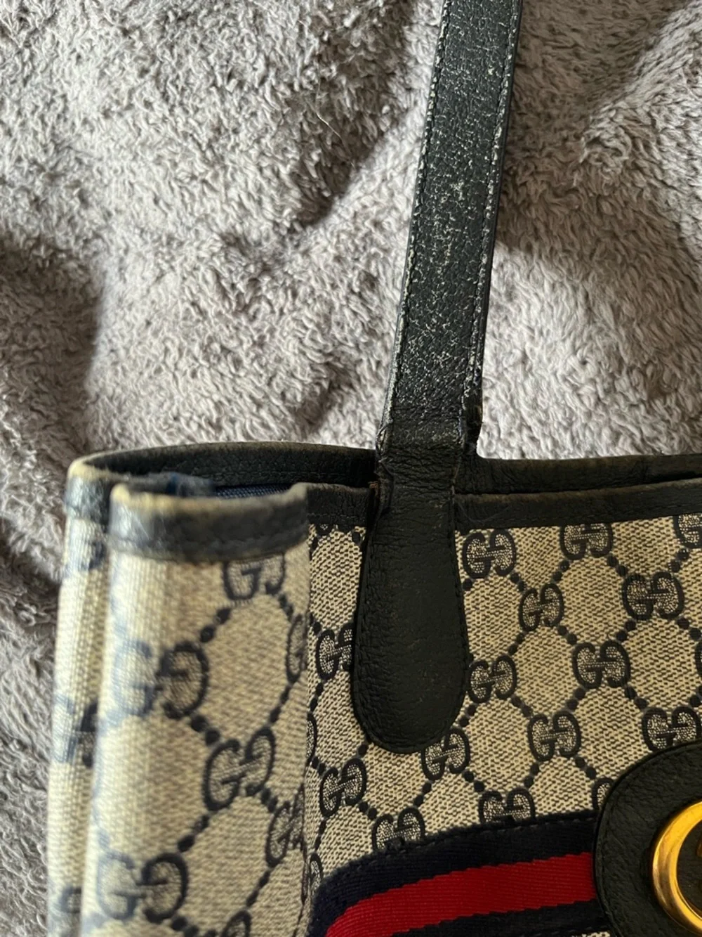 Vintage! Gucci Tote - Picture 4 of 15